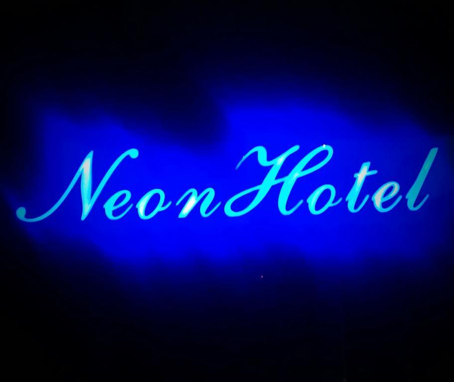 Neon Hotel Stalida Eksteriør billede